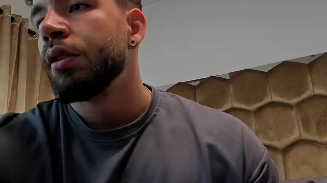 Snapshot of JACKSON_STIFLER chatting on February 8, 8:56 pm JACKSON STIFLER online show from February 8, 8:56 pm