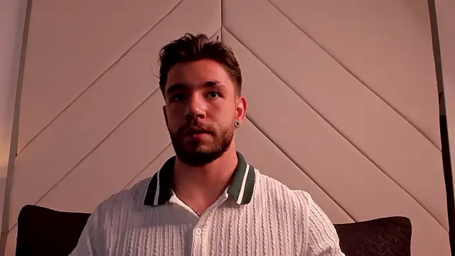 Snapshot of JACKSON_STIFLER chatting on March 1, 10:56 pm JACKSON STIFLER online show from March 1, 10:56 pm