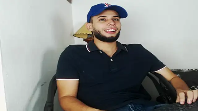 Snapshot of Maxcole_07 chatting on November 2, 8:44 pm Maxcole 07 online show from November 2, 8:44 pm