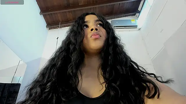 EmmadaSilva online show from March 5, 7:54 pm