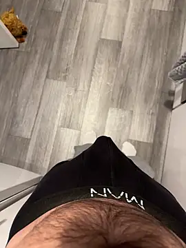 sevenisthemagicnum online show from December 20, 1:29 pm