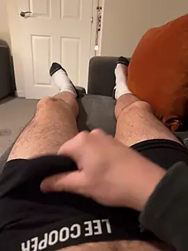 sevenisthemagicnum online show from February 14, 9:33 pm