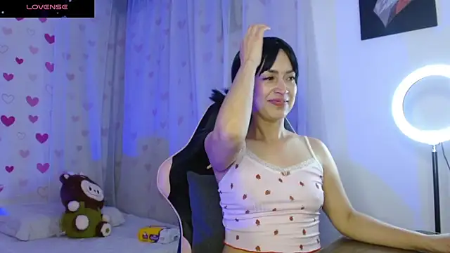 Snapshot of antonella_ed chatting on June 14, 2:24 am antonella ed online show from June 14, 2:24 am