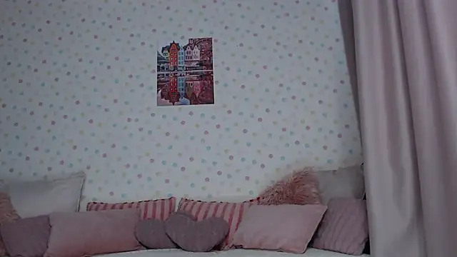 little paw  online show from November 14, 5:39 am