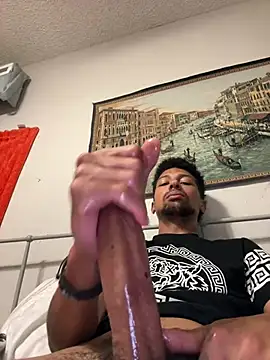 Snapshot of BigPrettyDick777 chatting on July 20, 11:45 am BigPrettyDick777 online show from July 20, 11:45 am