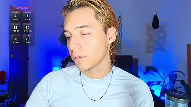 Snapshot of Habel__moretti chatting on February 28, 7:04 pm Habel moretti online show from February 28, 7:04 pm