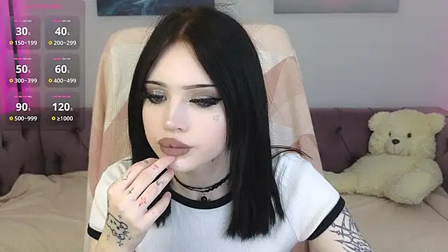 Snapshot of Emma_Kirks chatting on November 27, 10:39 am Emma Kirks online show from November 27, 10:39 am