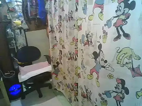 honeykoh online show from December 18, 5:57 am