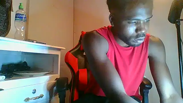Snapshot of Suamyst_25 chatting on May 10, 5:12 am Suamyst 25 online show from May 10, 5:12 am