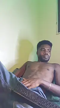 Snapshot of Suamyst_25 chatting on June 16, 7:55 am Suamyst 25 online show from June 16, 7:55 am