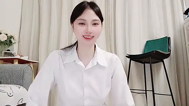 Snapshot of yuyan3929 chatting on April 2, 1:47 am yuyan3929 online show from April 2, 1:47 am