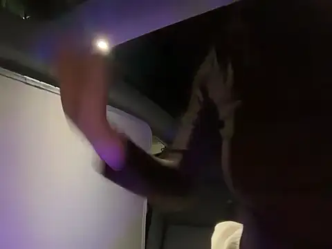 Snapshot of karenchaaan chatting on November 5, 9:31 am karenchaaan online show from November 5, 9:31 am