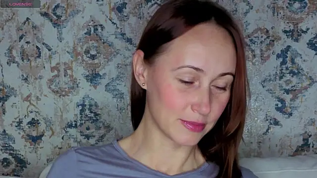 Snapshot of MissNatali_ chatting on November 6, 1:06 am MissNatali online show from November 6, 1:06 am