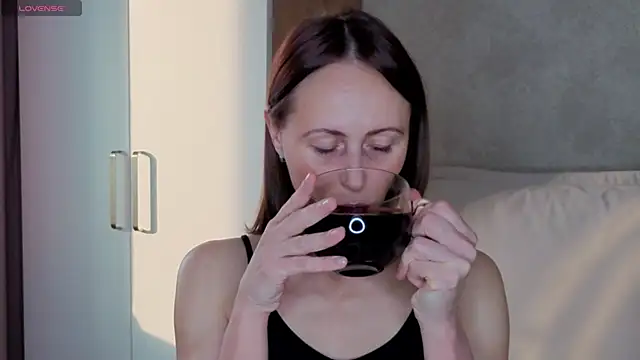 Snapshot of MissNatali_ chatting on March 1, 2:13 am MissNatali online show from March 1, 2:13 am