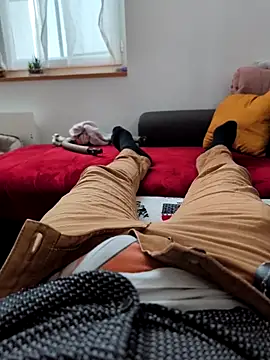 Snapshot of Bdjjdjjx chatting on October 29, 12:18 pm Bdjjdjjx online show from October 29, 12:18 pm