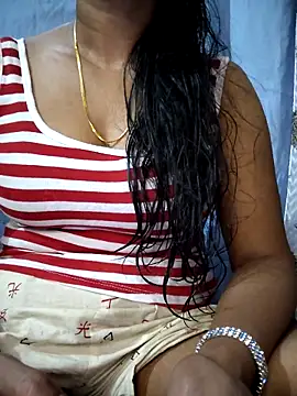 Snapshot of Ezabelljohn chatting on April 13, 10:54 am Ezabelljohn online show from April 13, 10:54 am