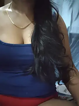 Snapshot of Ezabelljohn chatting on May 21, 10:28 pm Ezabelljohn online show from May 21, 10:28 pm