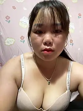 Snapshot of love_pusy09 chatting on July 15, 8:41 am love pusy09 online show from July 15, 8:41 am