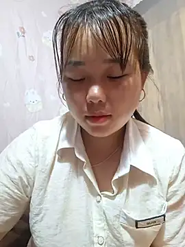 Snapshot of love_pusy09 chatting on July 24, 7:28 am love pusy09 online show from July 24, 7:28 am