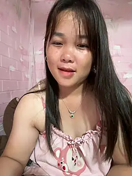 Snapshot of love_pusy09 chatting on July 28, 2:13 pm love pusy09 online show from July 28, 2:13 pm