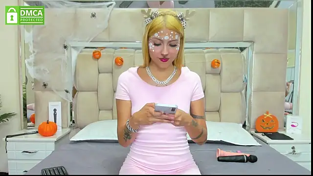 daniiela beteche777 online show from October 31, 8:21 pm