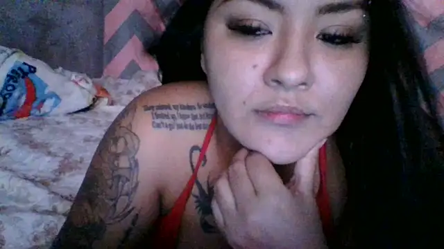 Jennifersbodyy online show from November 19, 5:57 pm