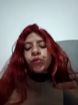 Lunatemptress4 online show from December 14, 1:11 am