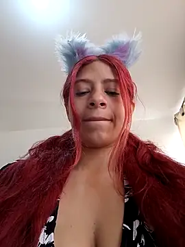 Lunatemptress4 online show from December 18, 1:50 pm