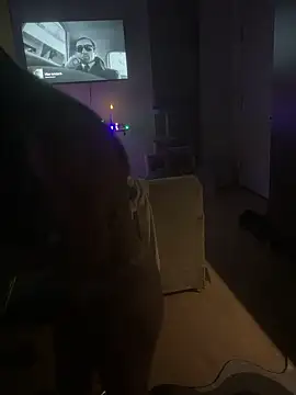 elliepixie online show from November 15, 3:48 am