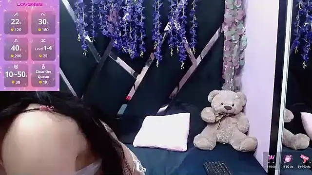 JulietaDiamond online show from November 28, 7:38 pm