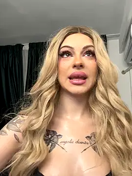 NovaPearl online show from October 30, 6:52 pm