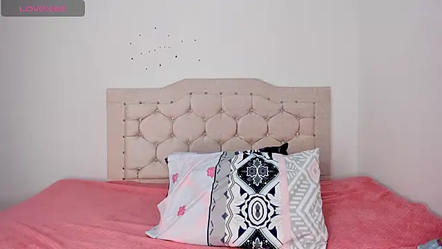 sadie grey online show from October 26, 4:40 am