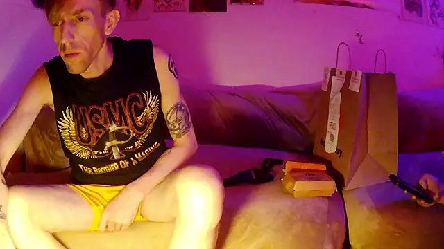 Snapshot of esc_del chatting on March 21, 4:28 am esc del online show from March 21, 4:28 am