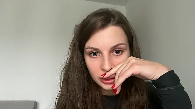 karinamoonss online show from November 7, 11:54 am