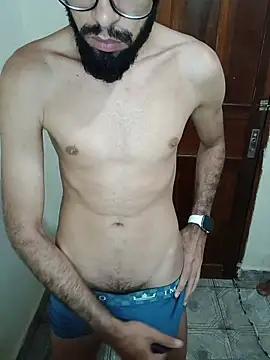 Snapshot of FerrariniHott chatting on October 30, 6:15 am FerrariniHott online show from October 30, 6:15 am