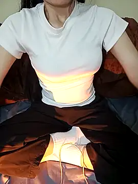 Cherry Le02 online show from December 20, 5:53 pm