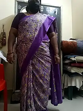 sreemamitha9 online show from December 5, 1:52 pm