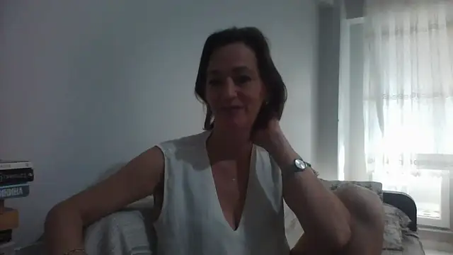 ArianaStarr online show from November 3, 6:47 am