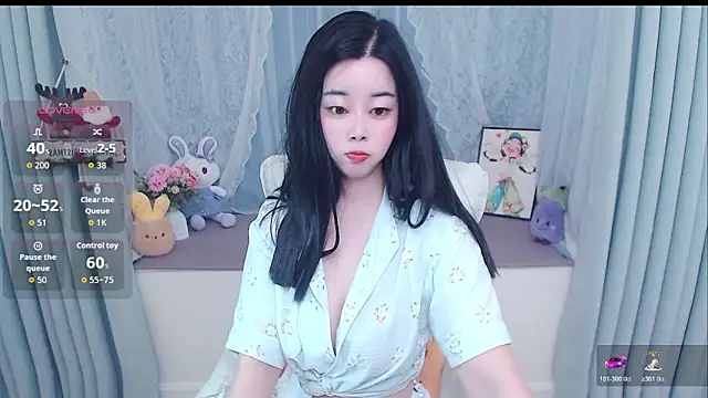 Snapshot of Xiaodie-baby chatting on May 9, 2:50 am Xiaodie-baby online show from May 9, 2:50 am