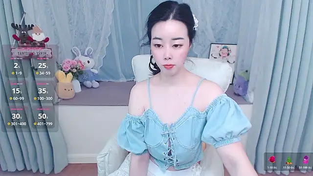 Snapshot of Xiaodie-baby chatting on June 5, 2:40 am Xiaodie-baby online show from June 5, 2:40 am