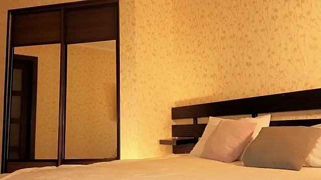 Snapshot of Ksarina chatting on November 25, 11:10 am Ksarina online show from November 25, 11:10 am