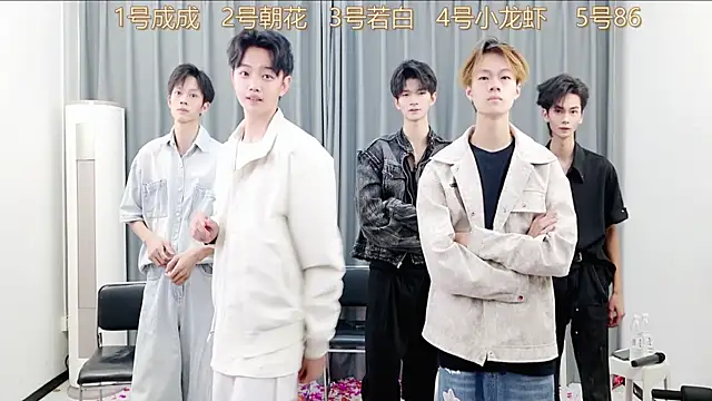 QYBOYS-001 online show from November 1, 12:18 pm