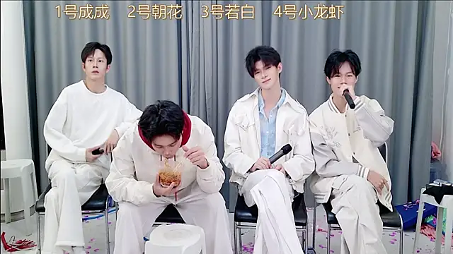 QYBOYS-001 online show from November 12, 12:16 pm