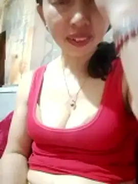 Snapshot of TRIEUTRIEU20 chatting on May 5, 3:31 pm TRIEUTRIEU20 online show from May 5, 3:31 pm