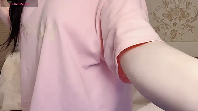 Snapshot of anna-888- chatting on February 13, 1:18 pm anna-888- online show from February 13, 1:18 pm