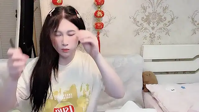 Snapshot of anna-888- chatting on February 24, 1:09 pm anna-888- online show from February 24, 1:09 pm