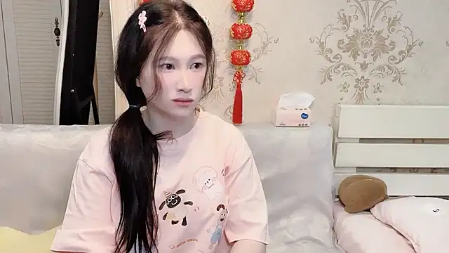 Snapshot of anna-888- chatting on March 3, 12:00 pm anna-888- online show from March 3, 12:00 pm