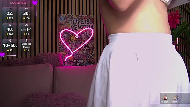 MirunaHaze online show from March 5, 5:36 am