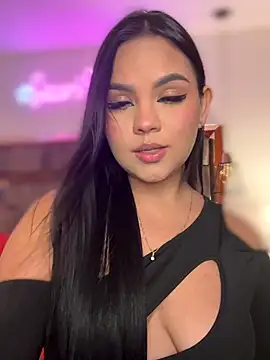 Snapshot of amber_white15 chatting on November 9, 2:43 am amber white15 online show from November 9, 2:43 am