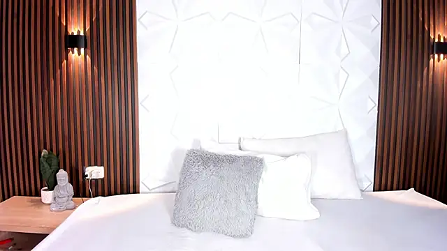 Snapshot of AmyColman_ chatting on July 4, 6:47 pm AmyColman online show from July 4, 6:47 pm